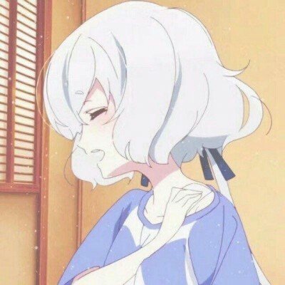 高校通报“学生邱某某发布虐猫影像”